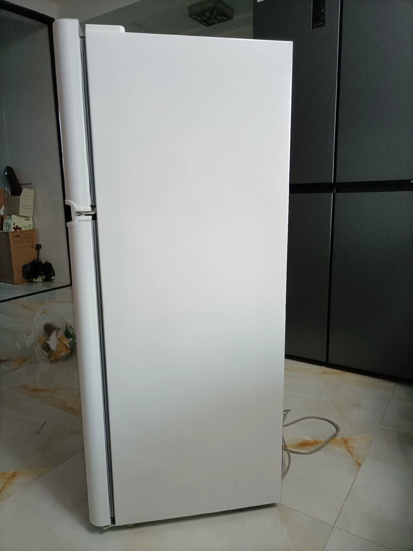 闲置纯一手个人自用TCL小双门冰箱,118L奶白色,买的时候600多,现在京东有在售。9成以上新,各项功能使用正常,完好无维修,制冷杠杠好,在外地工作在家放着几 闲置纯一手个人自用TCL小双门冰箱,118L奶白色,买的时候600多,现在京东有在售。9成以上新,各项功能使用正常,完好无维修,制冷杠杠好,在外地工作在家放着几